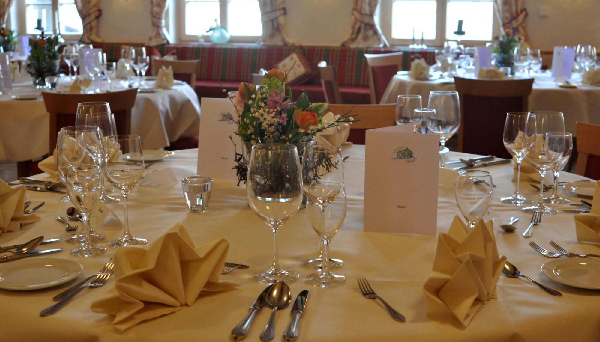 Hotel Gasthof Engel อัพเพนไวอาร์ ภายนอก รูปภาพ